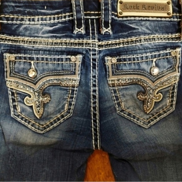 Gorgeous Rock Revival Betty Midrise Jeans With 34” Inseam